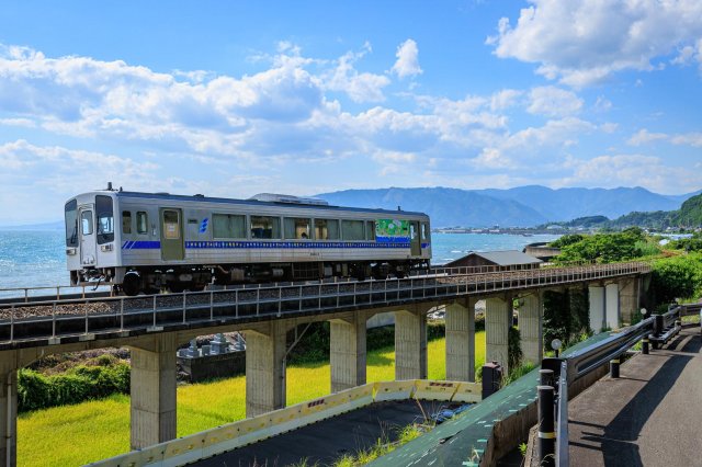 The unique backstory of the Gomen-Nahari Line
