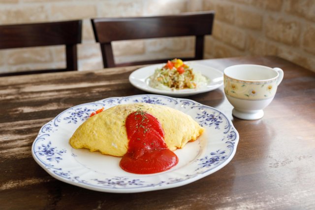 Mountain drive to fluffy omelet rice…come follow my day!