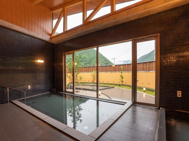 Your onsen (hot spring) getaway in Kitagawa