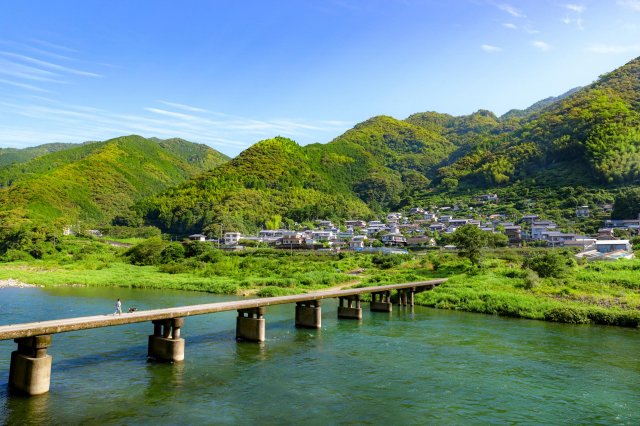 Fantasy views and ice cream on a perfect Niyodo River day
