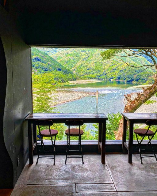 Fantasy views and ice cream on a perfect Niyodo River day