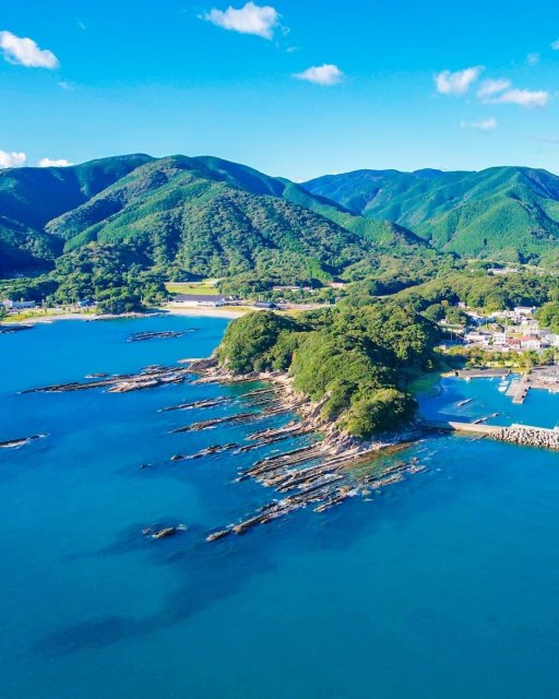 Surreal terrain and ocean therapy at Tatsukushi Marine Park