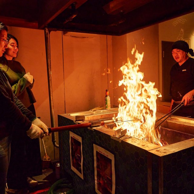 明神丸Hanare分店 鲣鱼稻草烧体验