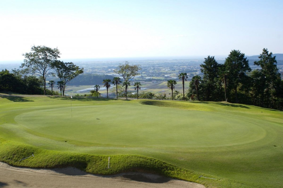 太平洋高尔夫球俱乐部 (Pacific Golf Club)