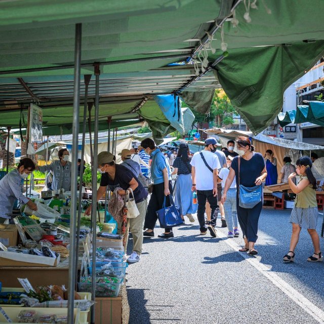 星期天集市