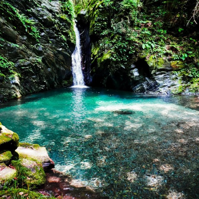 Mitaru Gongen Waterfall