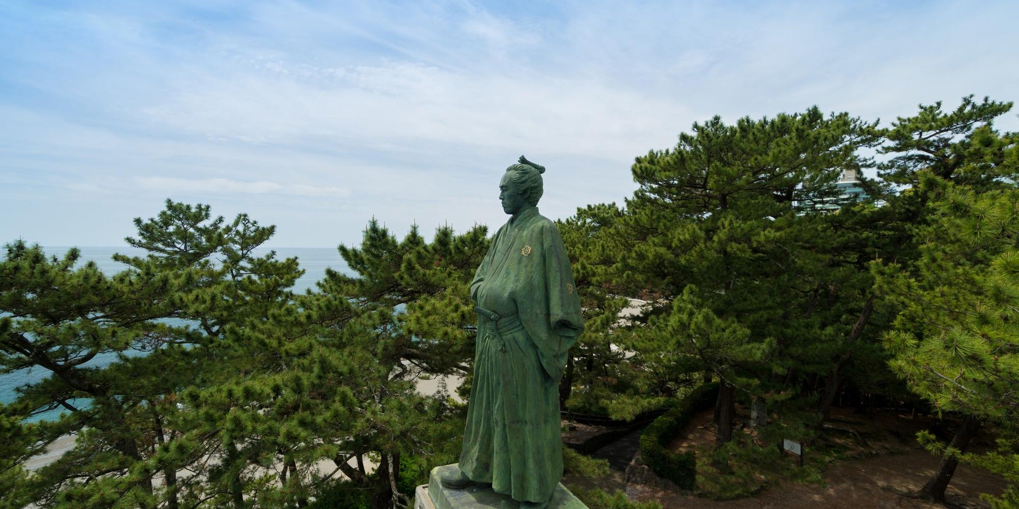 ซะคะโมโตะ เรียวมะ ผู้สร้างความเปลี่ยนแปลงในช่วงปลายสมัยโชกุนโทกุงาวะ วีรบุรุษแห่งประวัติศาสตร์ญี่ปุ่น