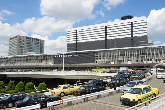 Shin-Osaka Station, Stay in Osaka