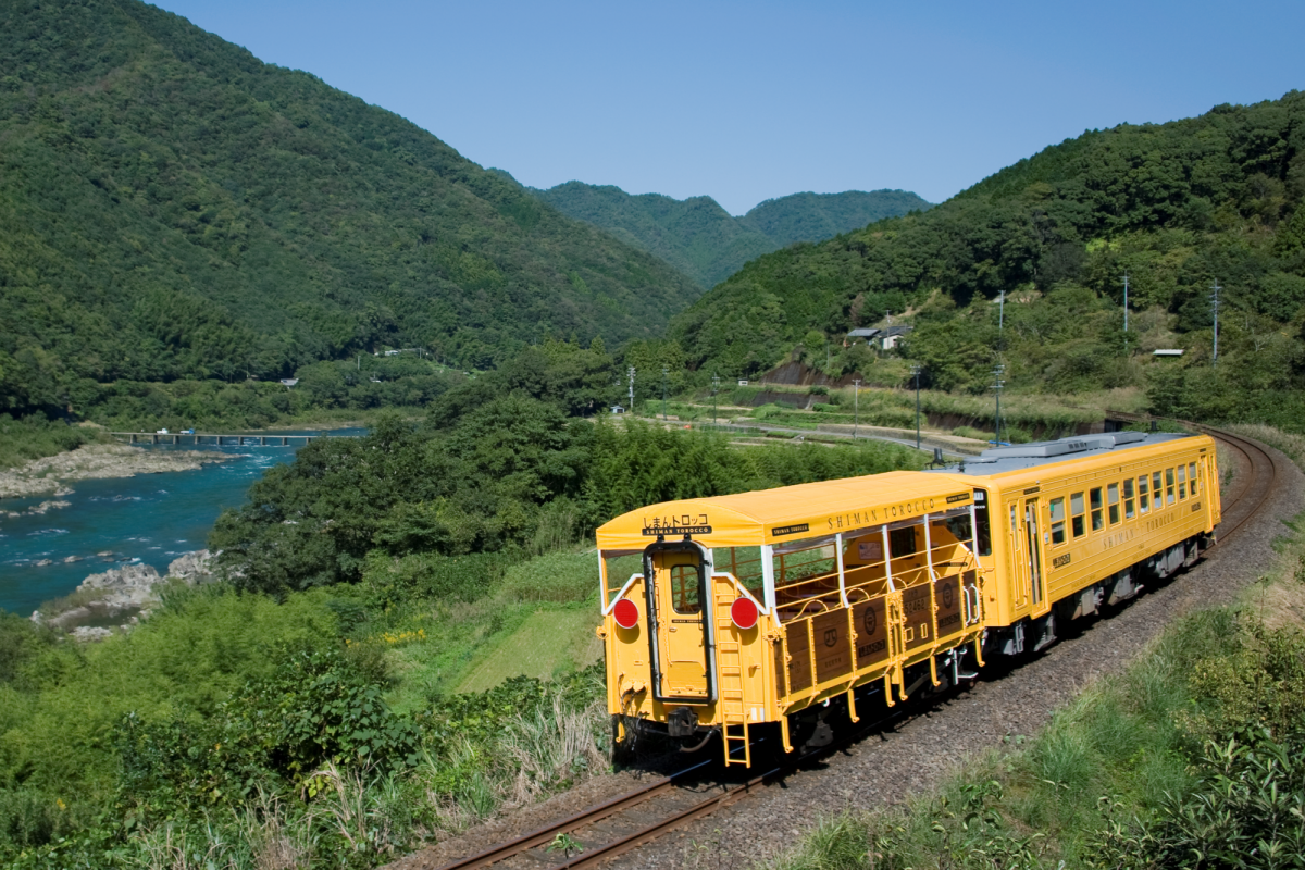 주목할 만한 로컬 전차& 오모시로 관광 열차