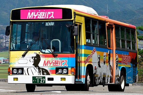 tourist bus kochi