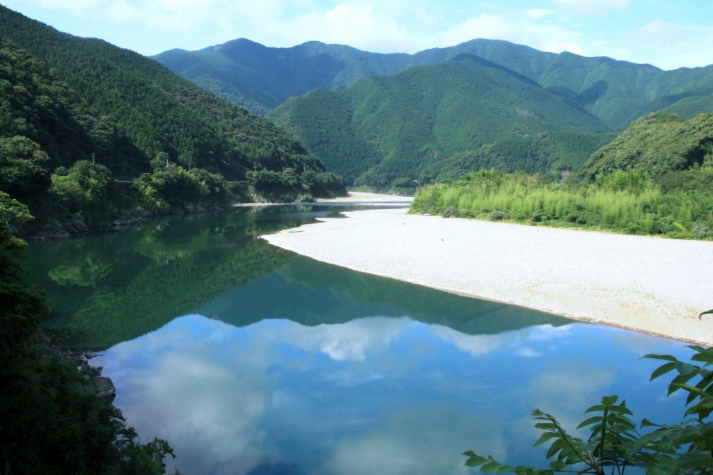 有清澈的河流 有太平洋 在景色绝佳的水边划独木舟和皮划艇 特辑 Visit Kochi Japan